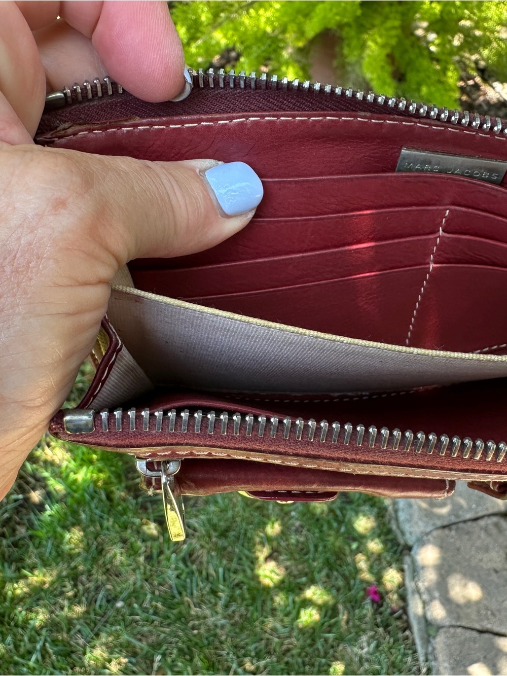 Marc Jacobs Burgundy Leather Wallet Clutch with Front Pockets - Picture 9 of 13